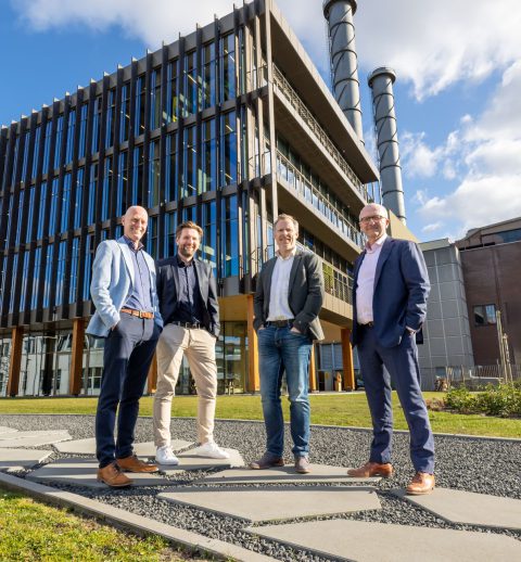 platte organisatie, BK ingenieurs, management, managers, locatiemanagers, coördinatoren, voordelen