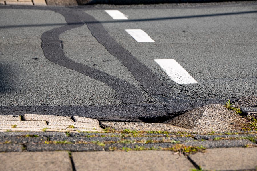 Gemeente Velsen, asfaltdeklaag, BK ingenieurs, vervangen, Velsen, Velserbroek, Santpoort, IJmuiden, Driehuis